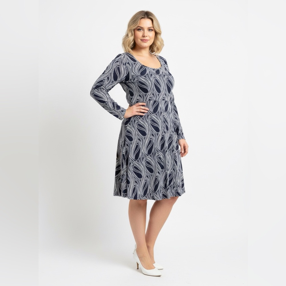 Michael Kors Navy Graphic Print Fit & Flare Dress Womens sz Medium M Exc Cond - Picture 2 of 8